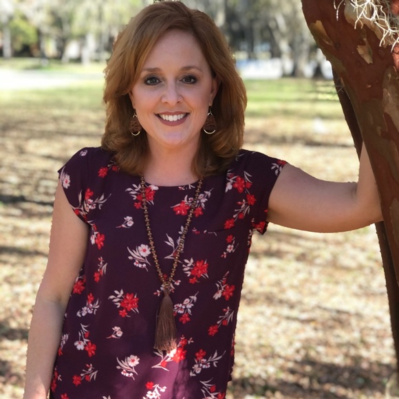 Meet your Posher, Heather - Picture 1 of 1